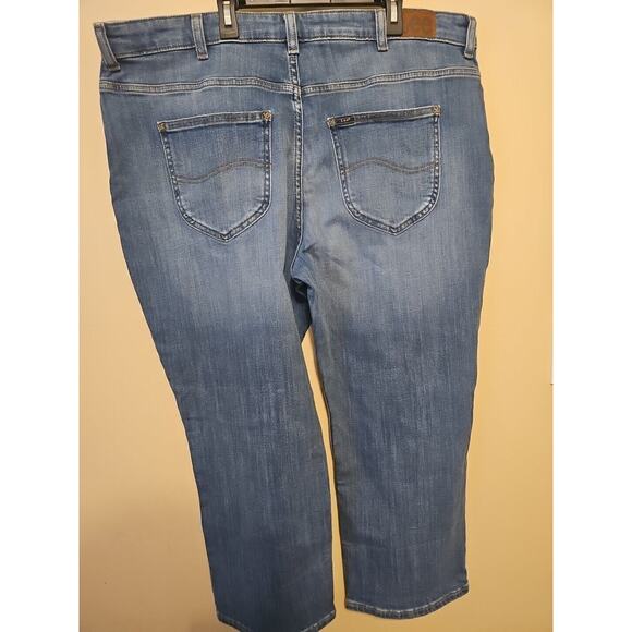 Lee Heritage Women's Relaxed Fit Straight Leg‎ High Rise Jeans Size 22 - Picture 5 of 12